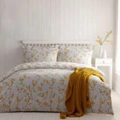 Dunelm Alisha Floral Yellow Reversible Duvet Cover And Pillowcase Set -Dunelm Shop 1000140015 alt04