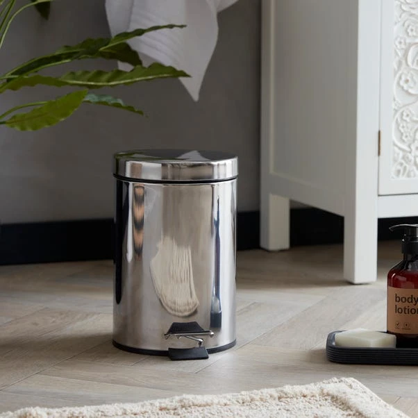 Dunelm Bathroom Basics 3-Litre Silver Pedal Bin 1 Dunelm Bathroom Basics 3-Litre Silver Pedal Bin