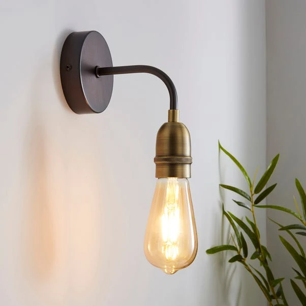 Dunelm Marsden Antique Brass Industrial Wall Light 1 Dunelm Marsden Antique Brass Industrial Wall Light