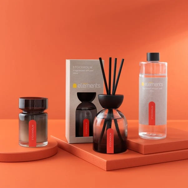 Elements Stockholm PlumVio 400ml Diffuser Refill 2 Elements Stockholm PlumVio 400ml Diffuser Refill - Image 2