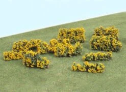 Peco Gorse Bushes - Assorted